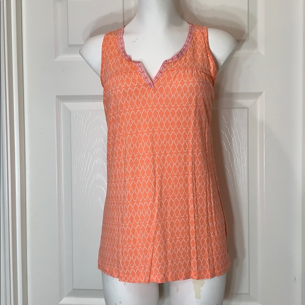 Old Navy Sleeveless blouse. Size M